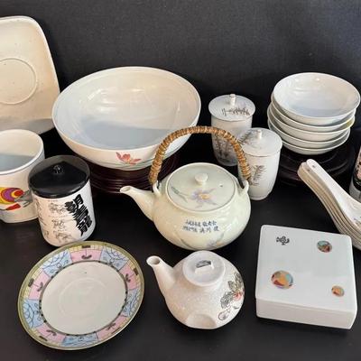 ST506 - Colored Asian Eclectic Group Of Collectibles