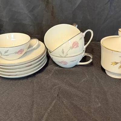 ST300 - Norleans and Mikasa China