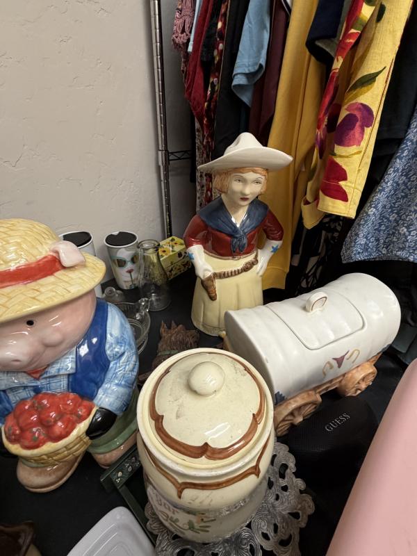 Sale Photo Thumbnail #17