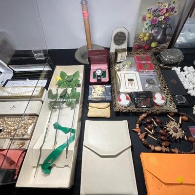 Sale Photo Thumbnail #48