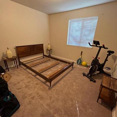 Sale Photo Thumbnail #127