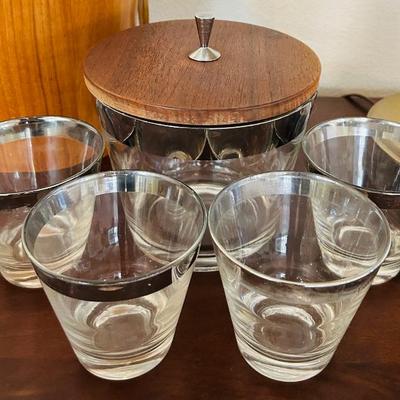 Sale Photo Thumbnail #174