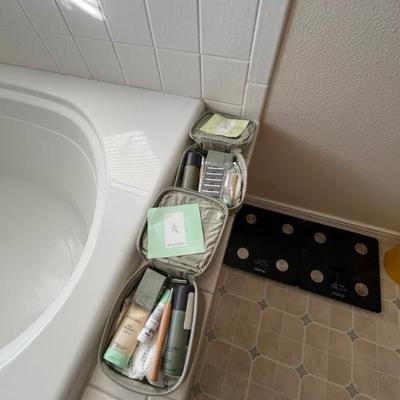 Sale Photo Thumbnail #114