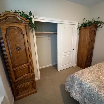 Sale Photo Thumbnail #25