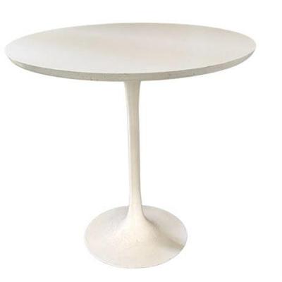 Lot 100-399  
Knoll Saarinen Style Tulip Dining Table