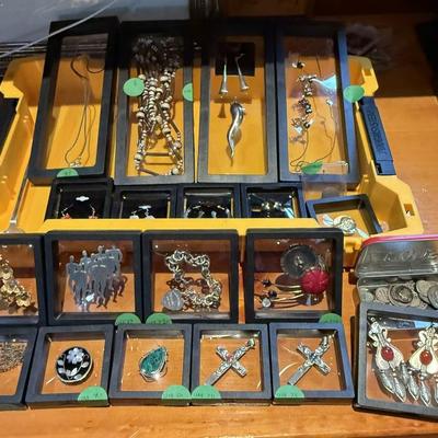 Sale Photo Thumbnail #250