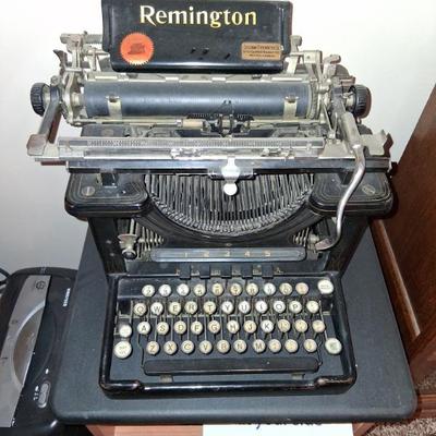 Sale Photo Thumbnail #18