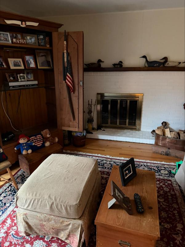 Sale Photo Thumbnail #16