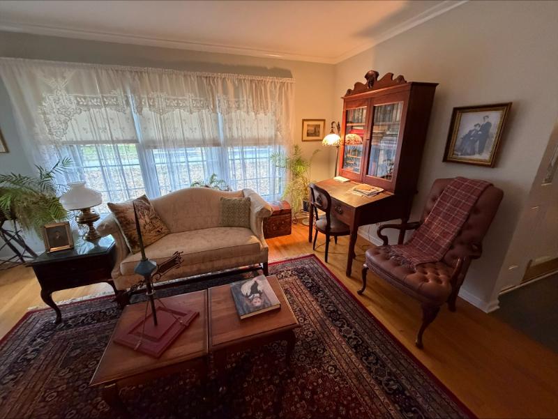 Sale Photo Thumbnail #23