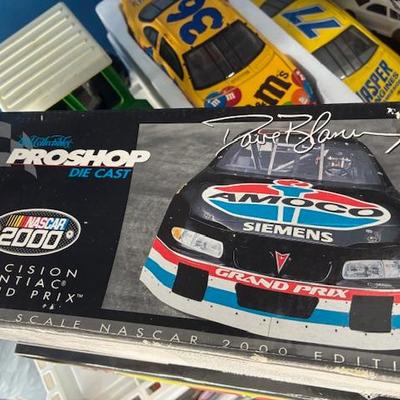 Sale Photo Thumbnail #176