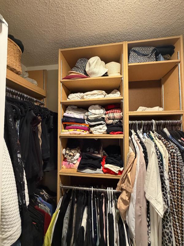 Sale Photo Thumbnail #63