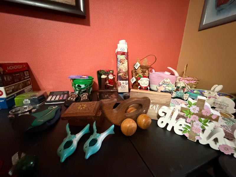 Sale Photo Thumbnail #25