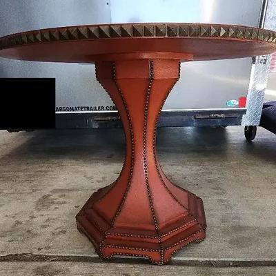 Mahogany Style Round Table 