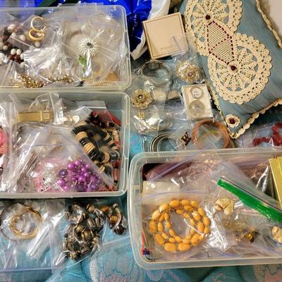 Sale Photo Thumbnail #74