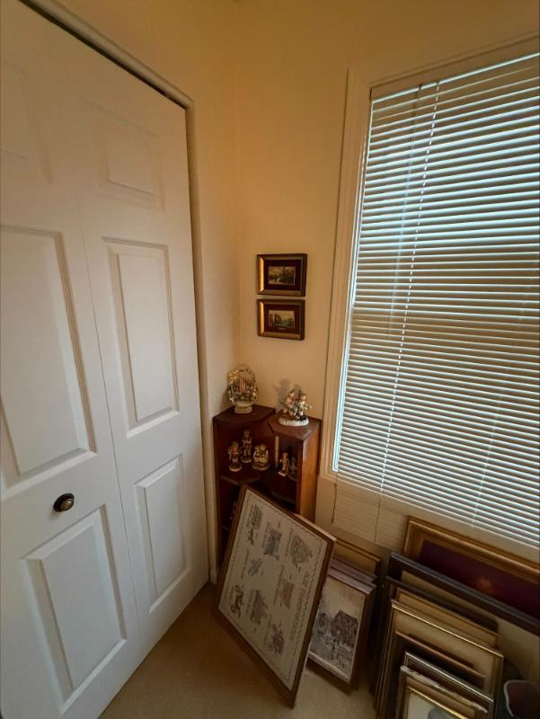 Sale Photo Thumbnail #25