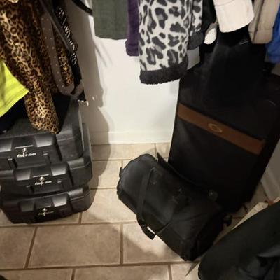 Sale Photo Thumbnail #190