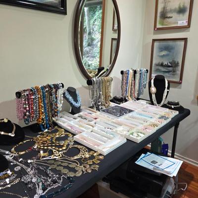 Sale Photo Thumbnail #16