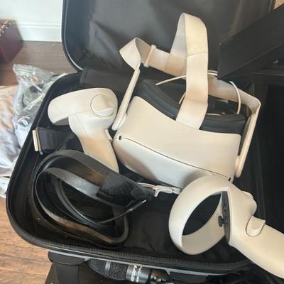 Sale Photo Thumbnail #63: Oculus virtual reality