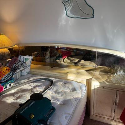 Sale Photo Thumbnail #97