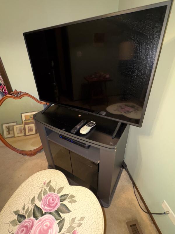 Sale Photo Thumbnail #36