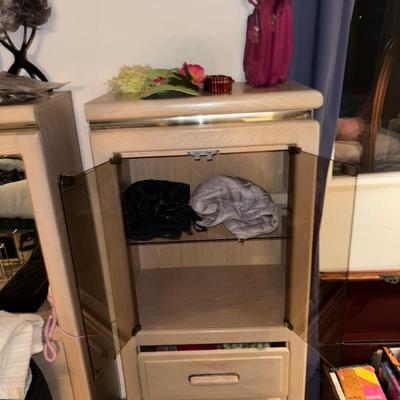 Sale Photo Thumbnail #180