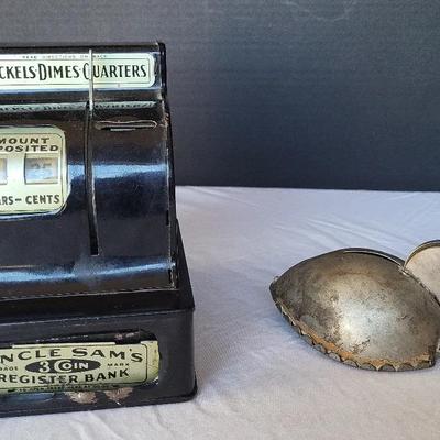 Register & Duck Metal Banks