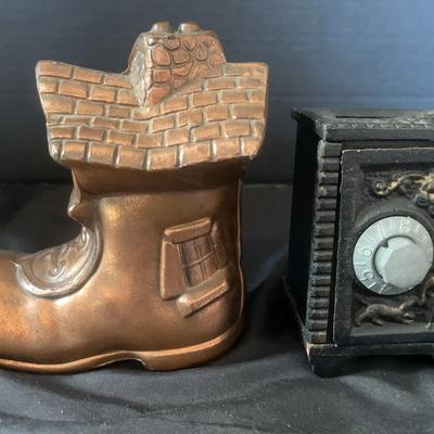 Vintage Cast Iron Bank, Old Mother Hubbard Cast Metal Bank