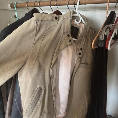 Sale Photo Thumbnail #274