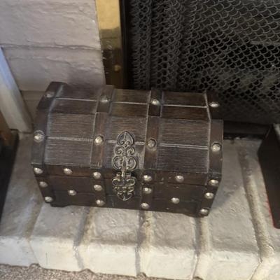 Sale Photo Thumbnail #357