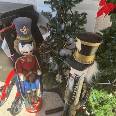 Sale Photo Thumbnail #110