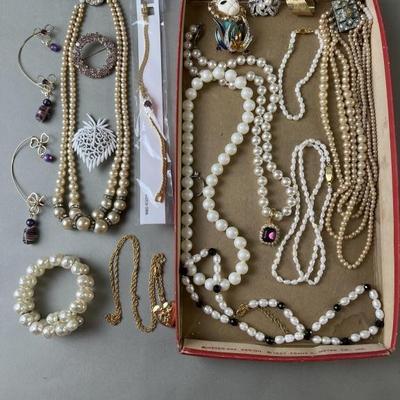 Sale Photo Thumbnail #176