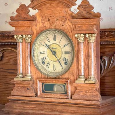 Antique Ingraham Mantle Clock