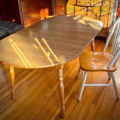 Charming Wood Table & Chair