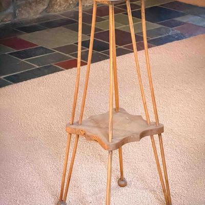 Striking Plant Stand