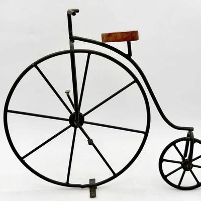 Small Metal Penny-Farthing Style Bicycle