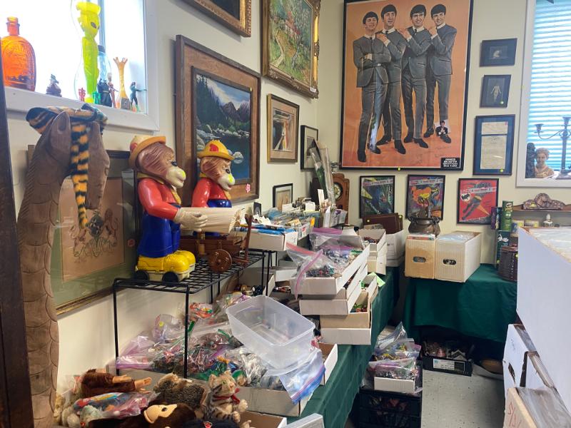 Sale Photo Thumbnail #6