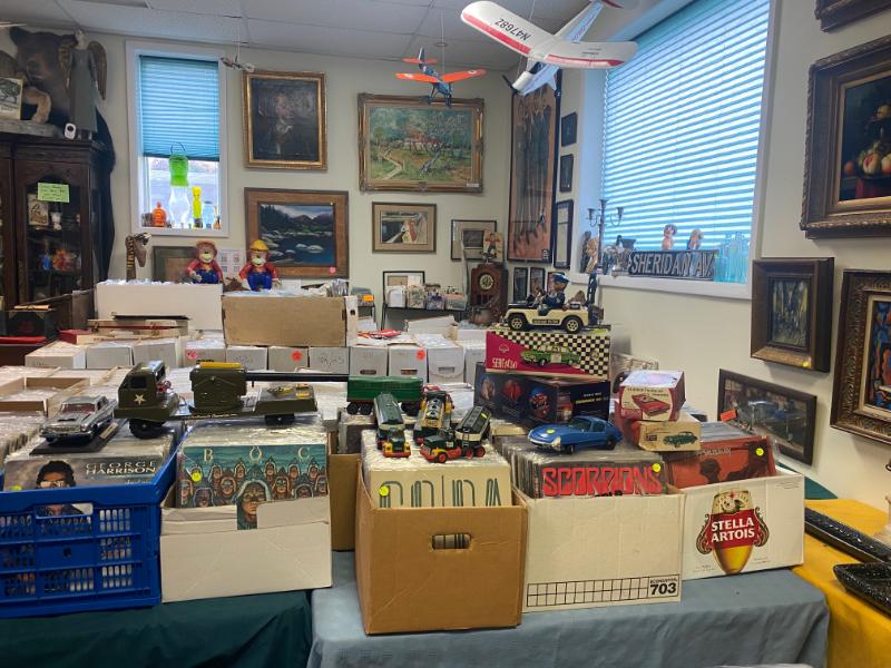 Sale Photo Thumbnail #2