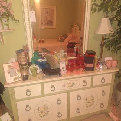 Sale Photo Thumbnail #59