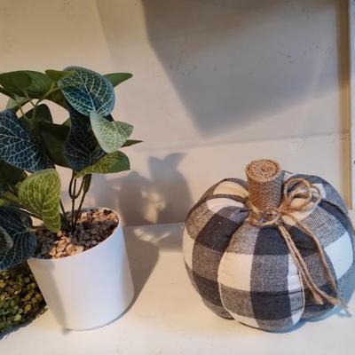 Sale Photo Thumbnail #78