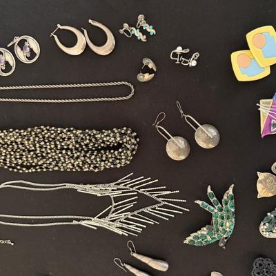 Sale Photo Thumbnail #18