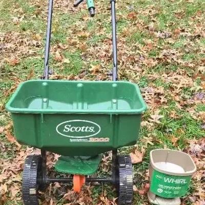 Scott's Speedy Green 3000 And Whirl Spreader