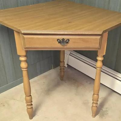 Corner Desk With Drawer