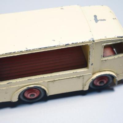 Sale Photo Thumbnail #135