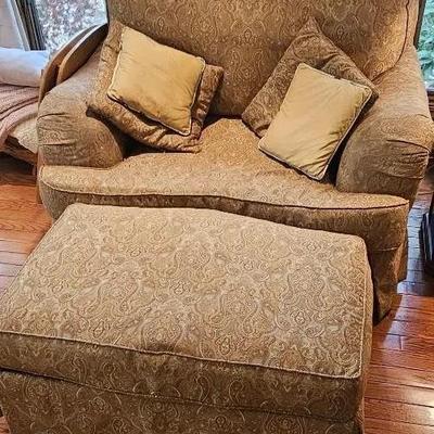 Oversized Chair & Ottoman 