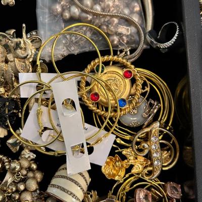 Sale Photo Thumbnail #136