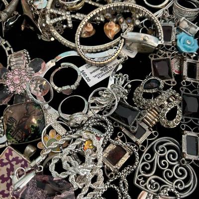 Sale Photo Thumbnail #152