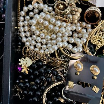 Sale Photo Thumbnail #138