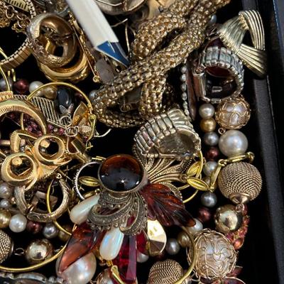 Sale Photo Thumbnail #141