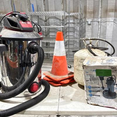 Sale Photo Thumbnail #191