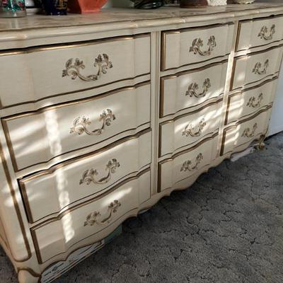 Sale Photo Thumbnail #110